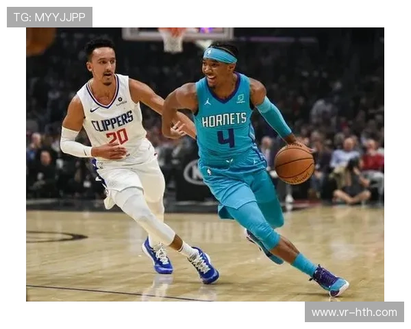 黄蜂六连败中迎战尼克斯，克努佩尔投射成唯一亮点