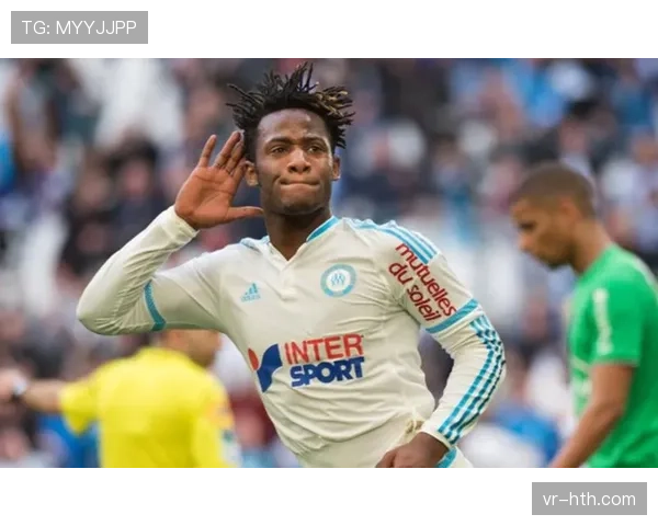 马赛俱乐部因在球场内不当设置角旗区广告而被联赛警告